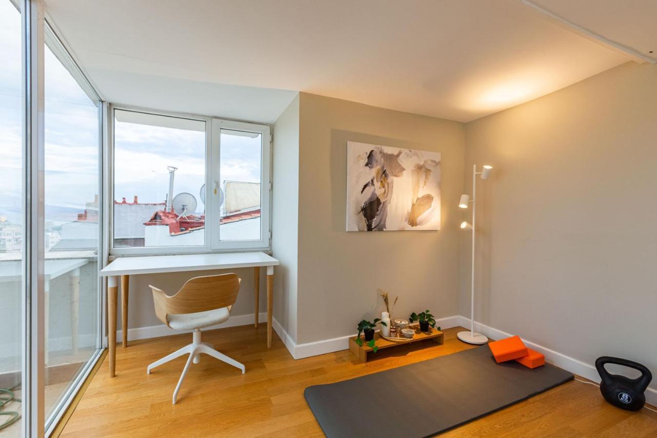 Mesmerizing Flat With Bosphorus View In Beyoglu Apartment Istanbul Exterior foto